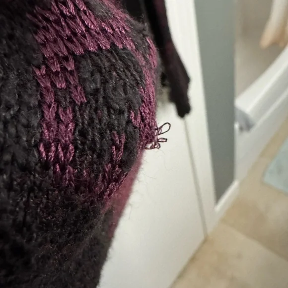 Floral Knit Turtleneck Sweater - Black and Burgundy - Picture 5 of 8